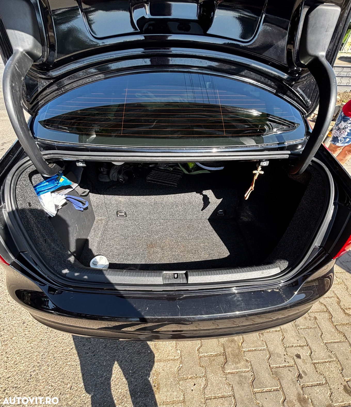 Volkswagen Jetta - 16