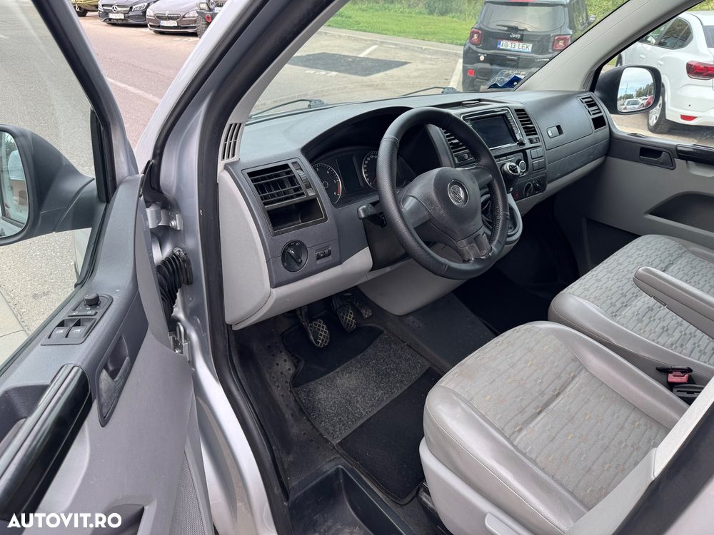 Volkswagen Multivan - 7