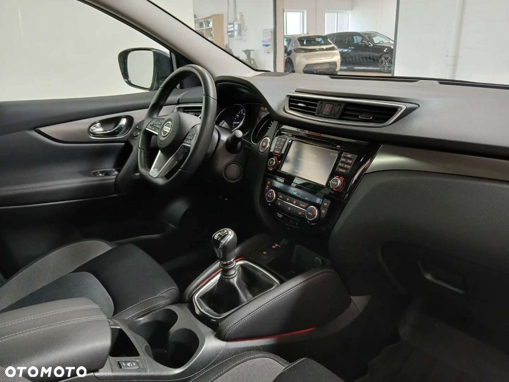 Nissan Qashqai - 10