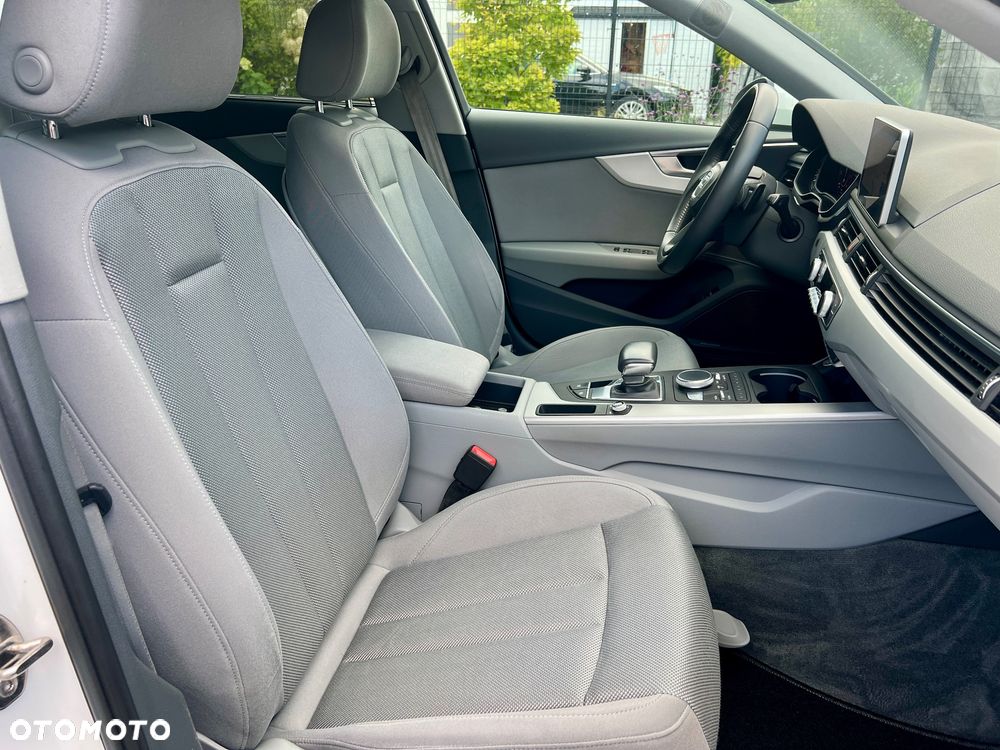 Audi A4 Avant 2.0 TFSI ultra S tronic - 19