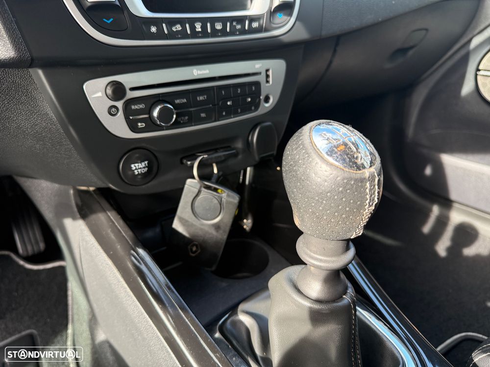 Renault Mégane Coupe 1.5 dCi Bose Edition SS - 33