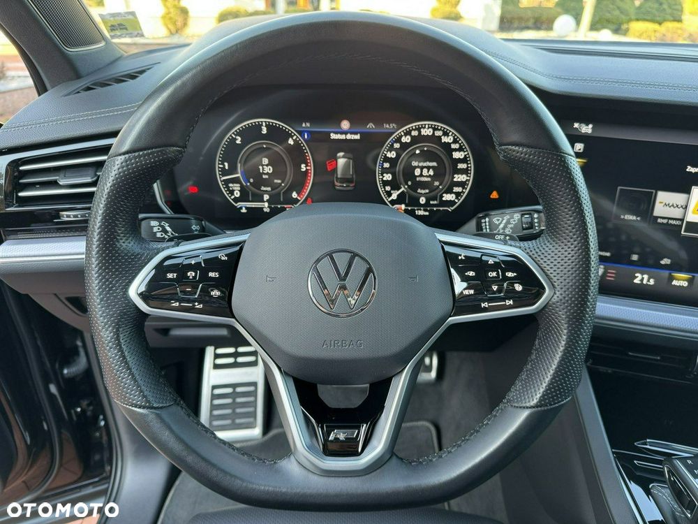 Volkswagen Touareg - 24