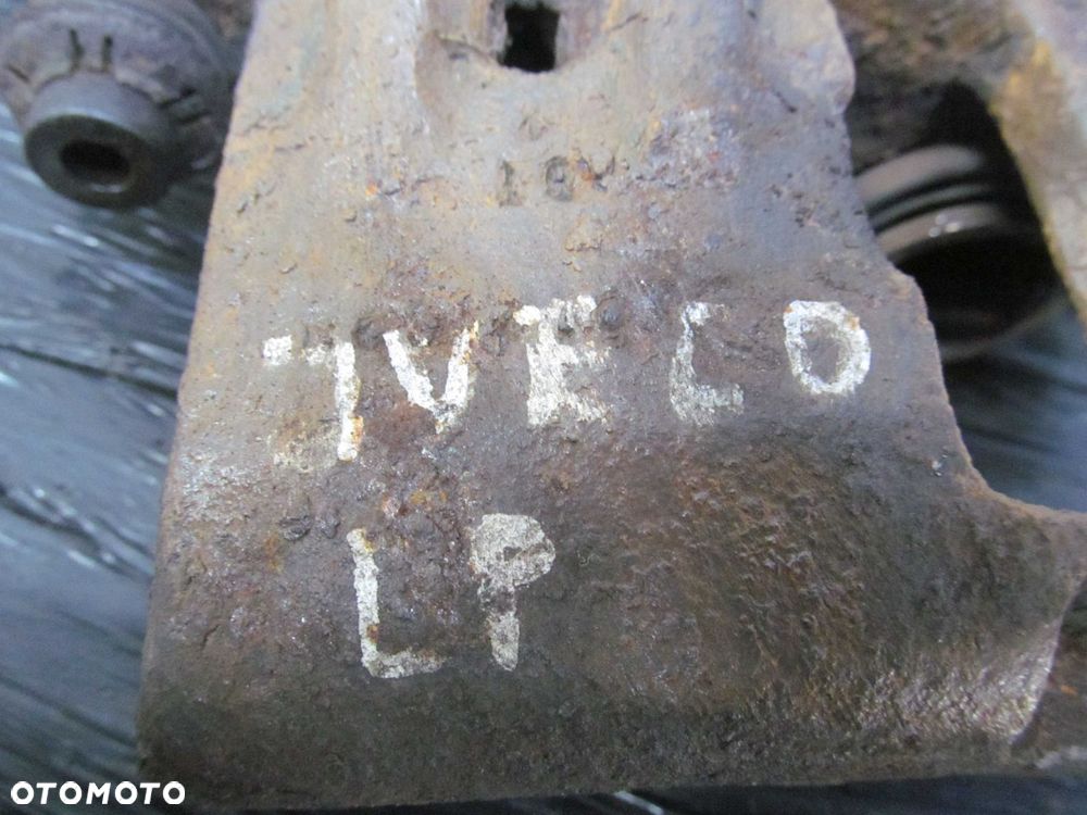IVECO DAILY 99-06 ZACISK HAMULCOWY PRZOD LEWY - 4