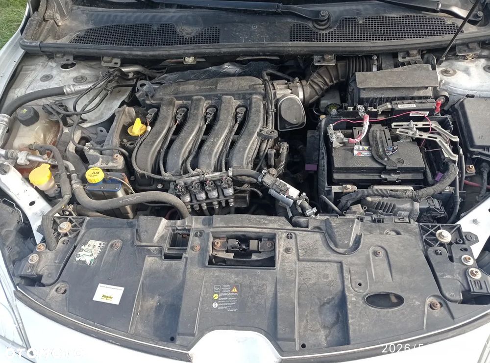 Renault Megane 1.6 16V Style Edition - 6