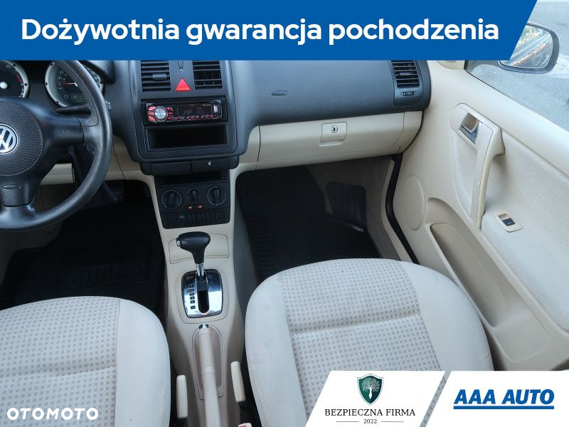 Volkswagen Polo - 9