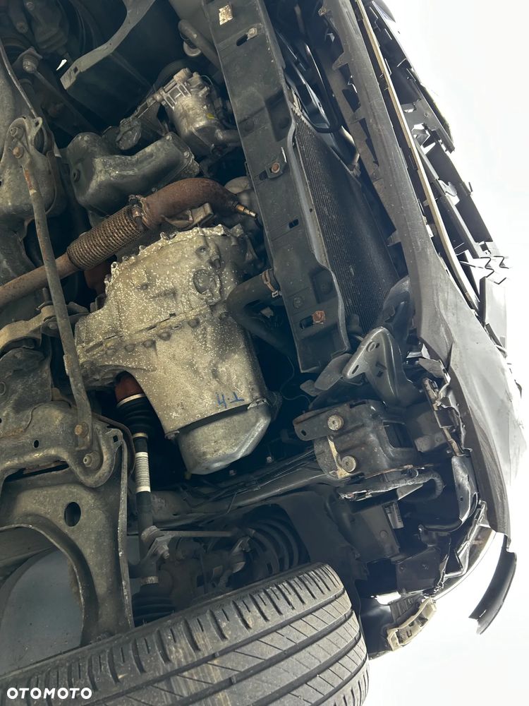Peugeot 208 - 24