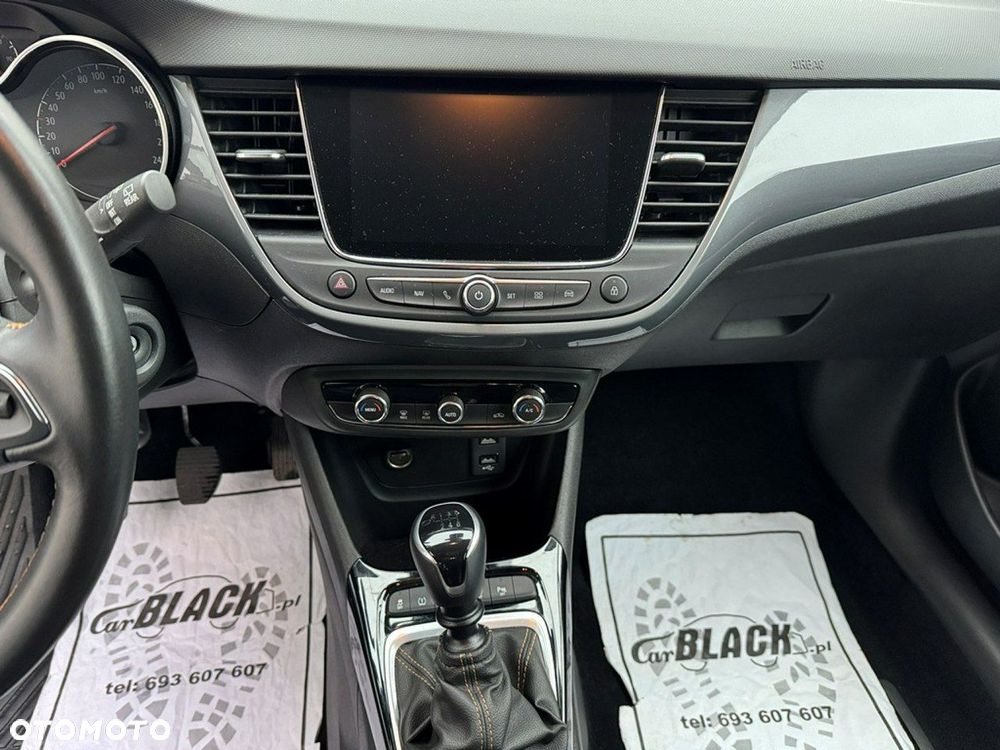 Opel Crossland X - 15