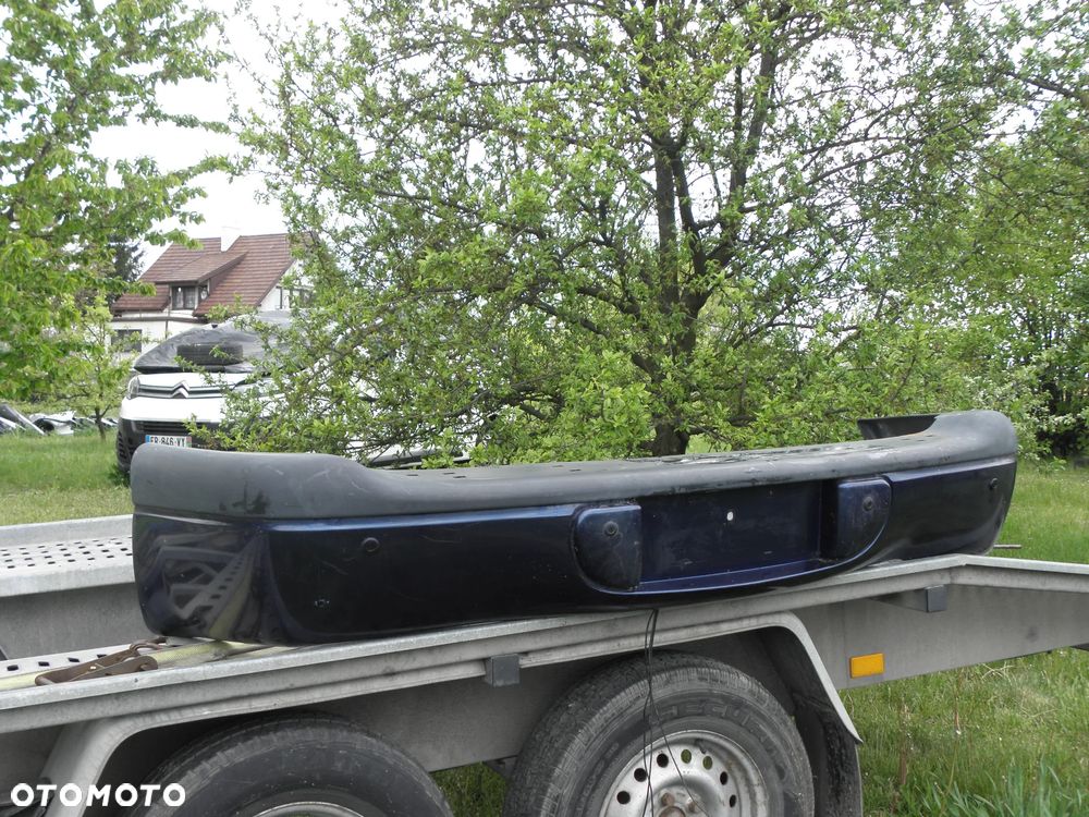 Dodge durango zderzak tył PDC kompletny