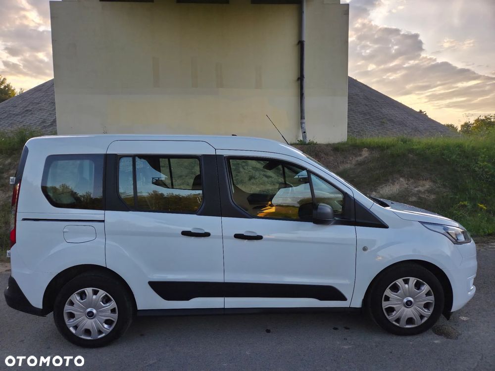 Ford Transit Connect - 4