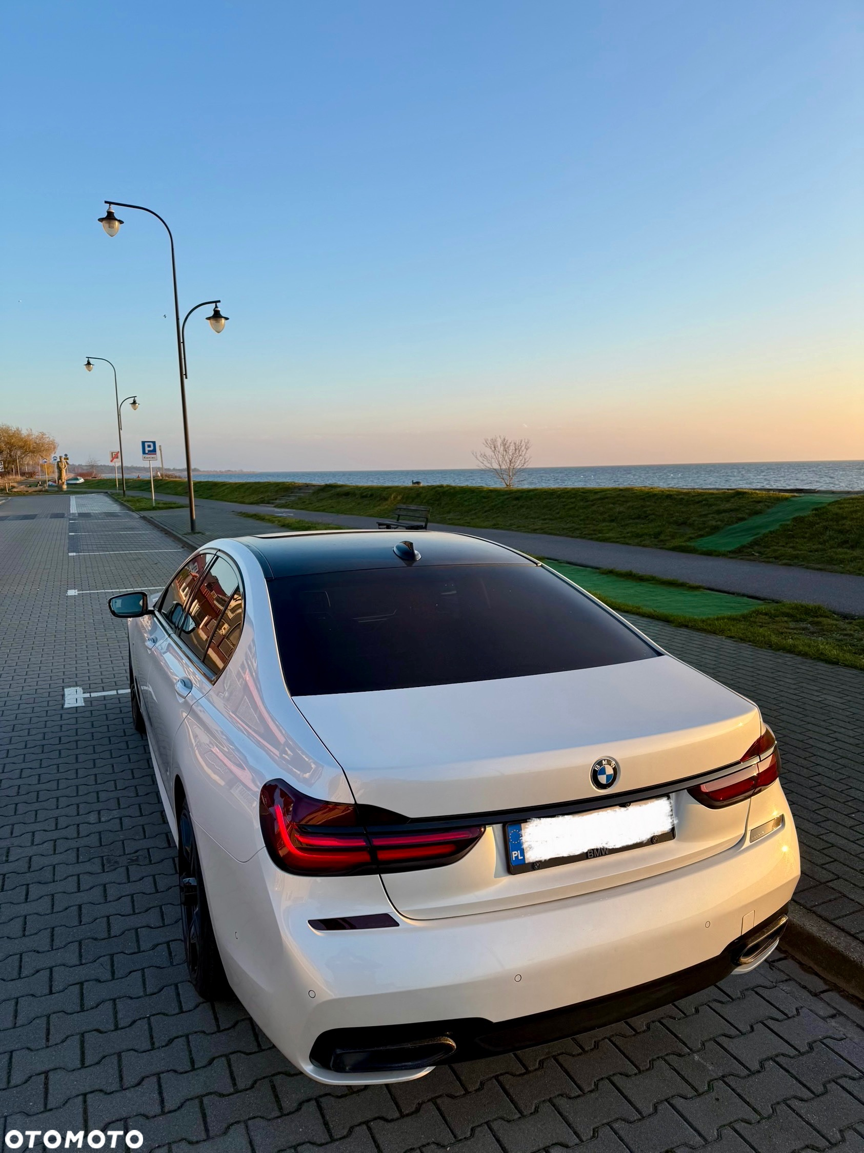 BMW Seria 7 - 8