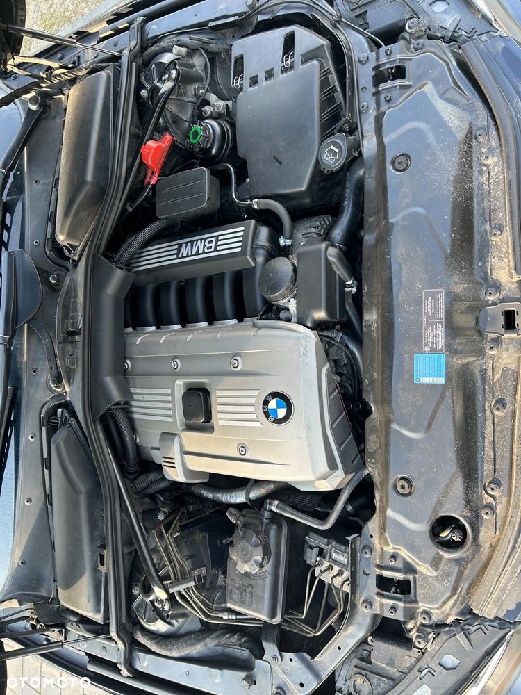 BMW Seria 5 525i - 12