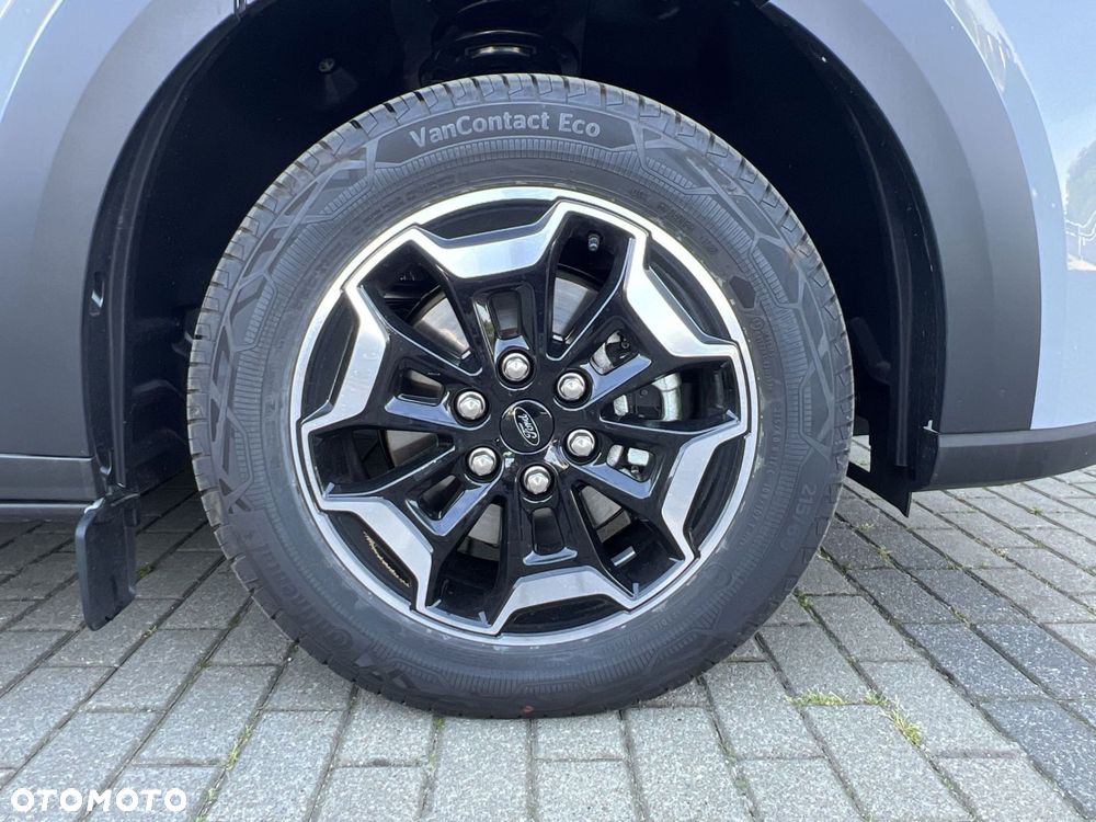 Ford Tourneo Custom - 18