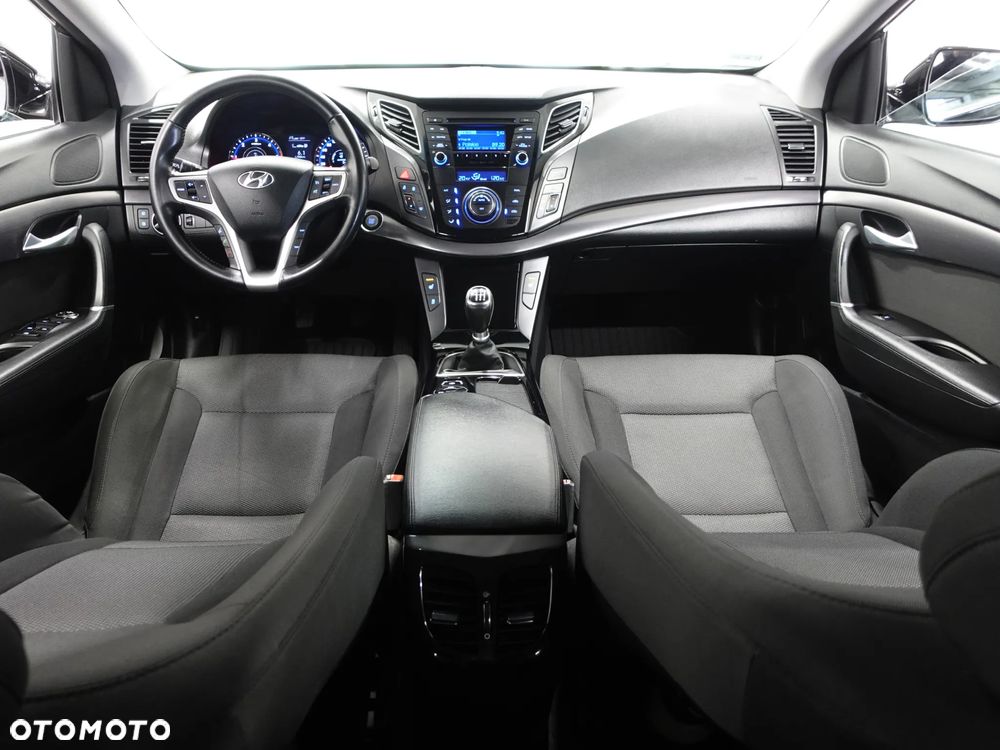 Hyundai i40 1.7 CRDi Comfort - 28