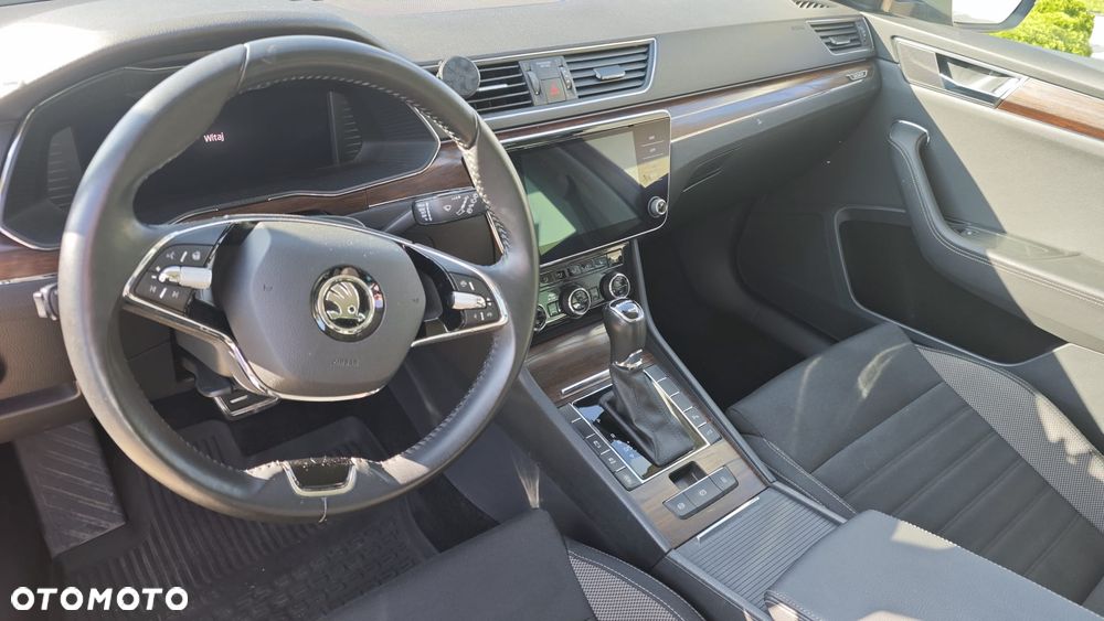 Skoda Superb 2.0 TDI SCR 4x4 Scout DSG - 6