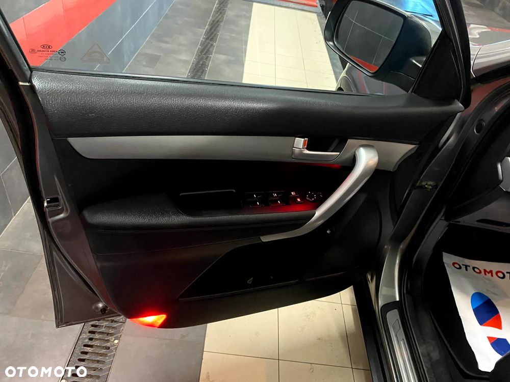 Kia Sorento 2.4 CVVT Attract - 13