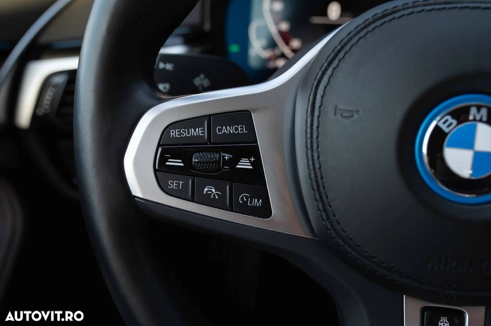 BMW Seria 5 530e xDrive Aut. Luxury Line - 25