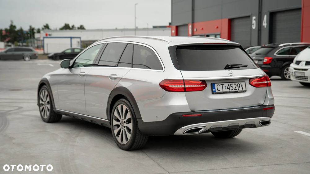 Mercedes-Benz Klasa E 220 d 4-Matic All-Terrain - 7