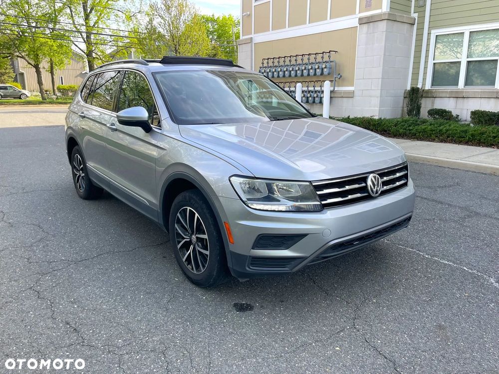 Volkswagen Tiguan - 4