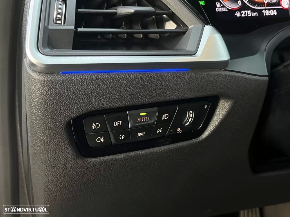 BMW 320 d Pack Desportivo M Auto - 18