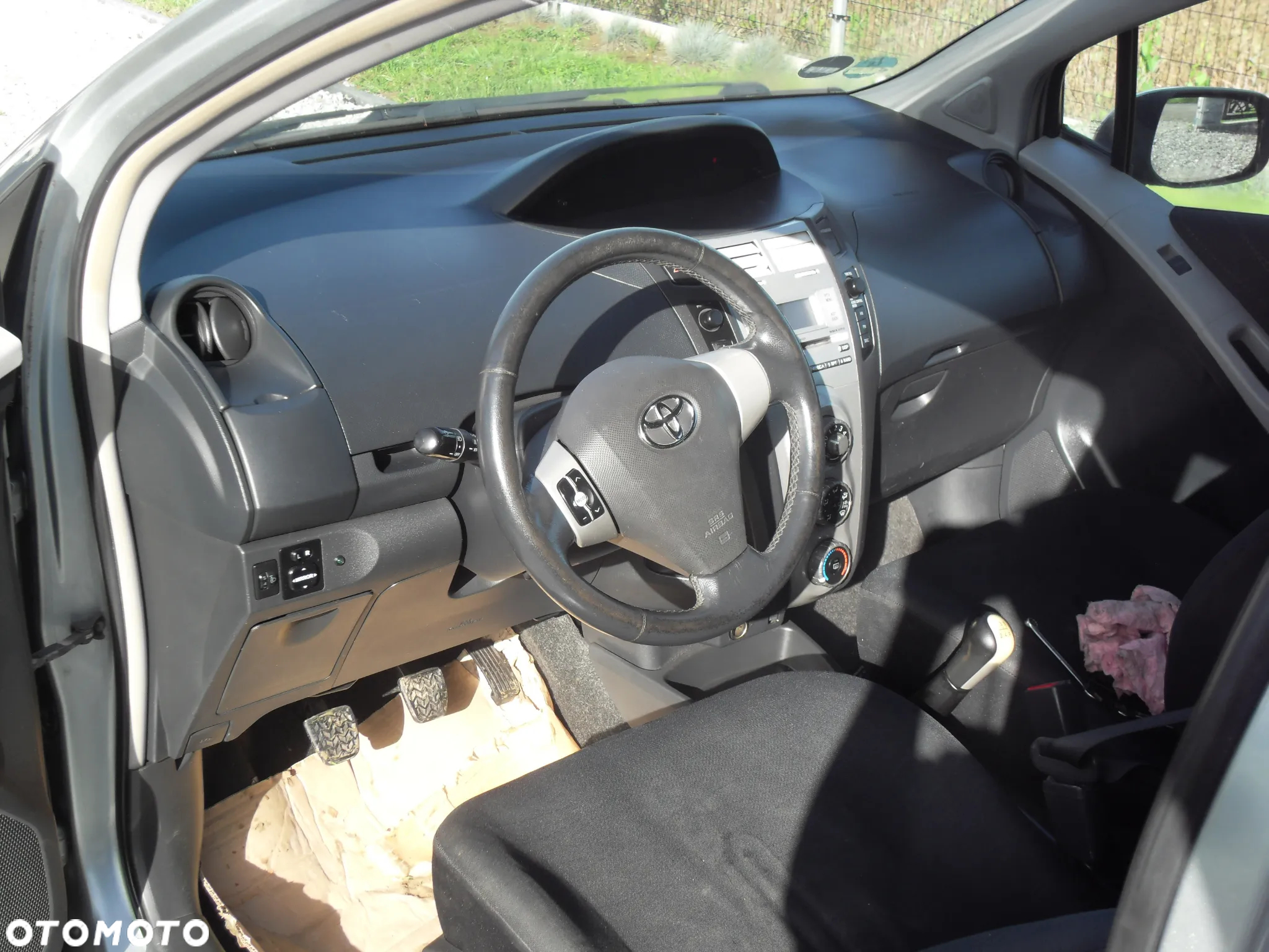 Toyota Yaris 1.3 Sol - 9