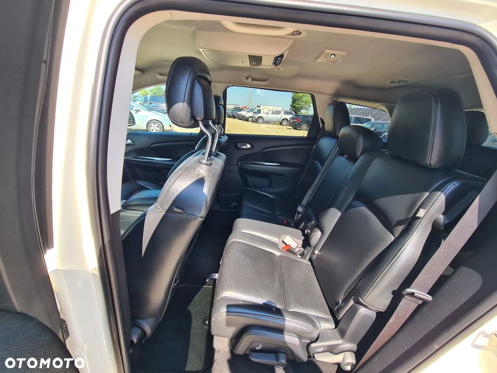 Fiat Freemont 2.0 Multijet 16V DPF Automatik Allrad Lounge - 31