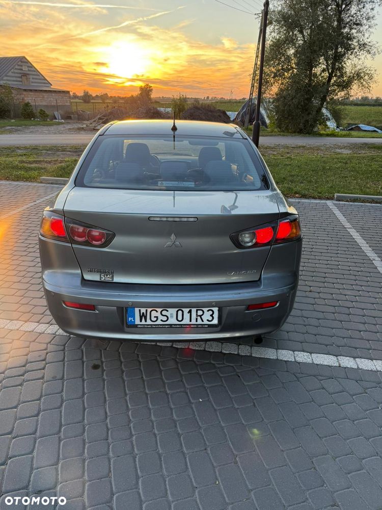 Mitsubishi Lancer - 1