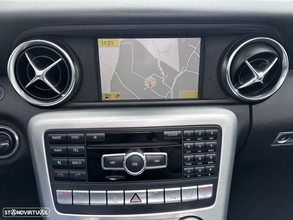 Mercedes-Benz SLK 250 (BlueEFFICIENCY) 7G-TRONIC CarbonLOOK Edition - 31