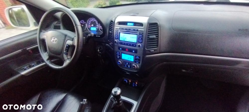 Hyundai Santa Fe 2.0 CRDI Premium - 3