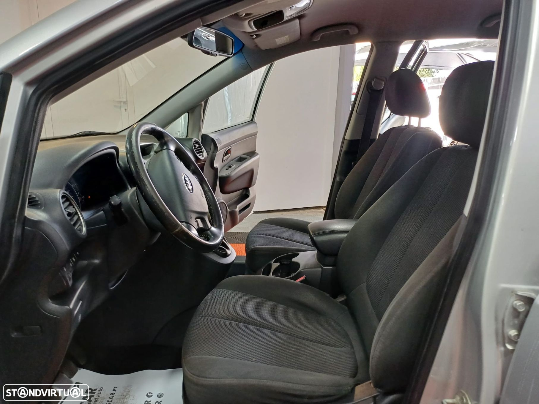 Kia Carens 2.0 CRDi EX - 10