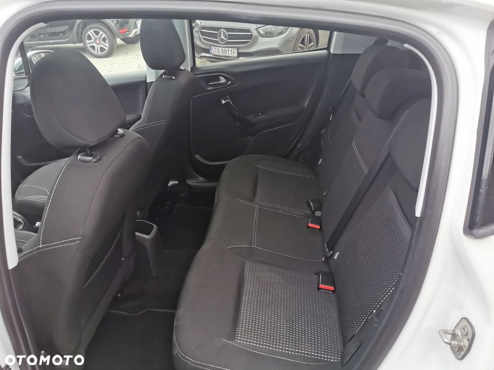 Peugeot 208 Blue-HDi 100 Stop&Start Style - 24