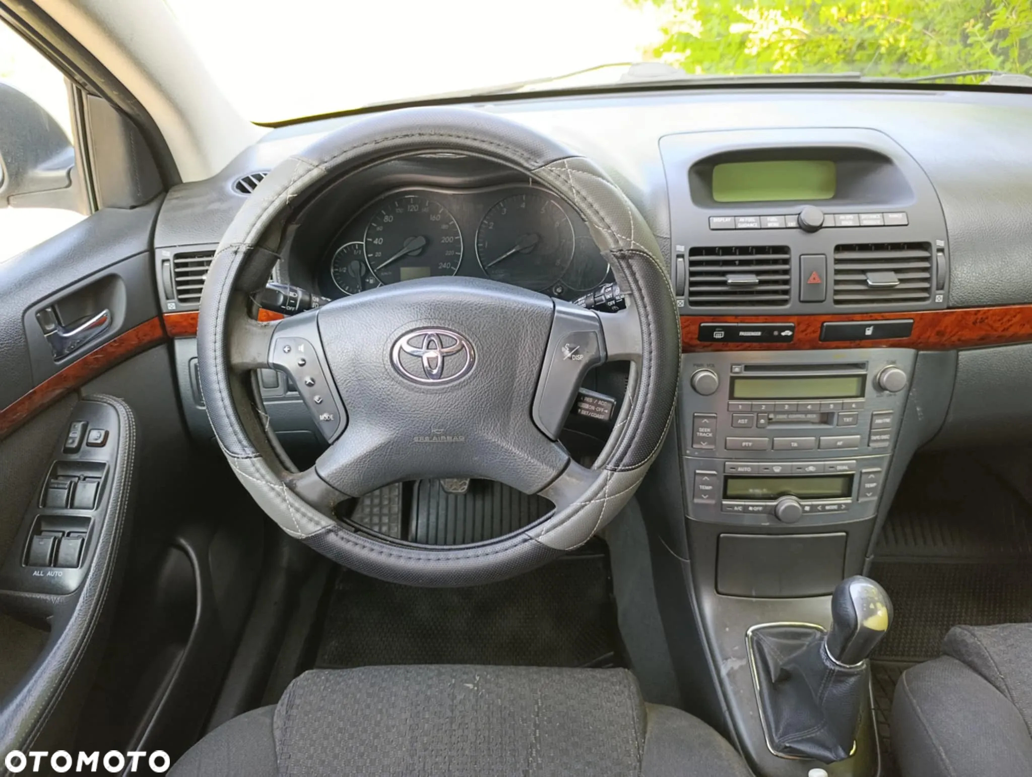 Toyota Avensis - 7