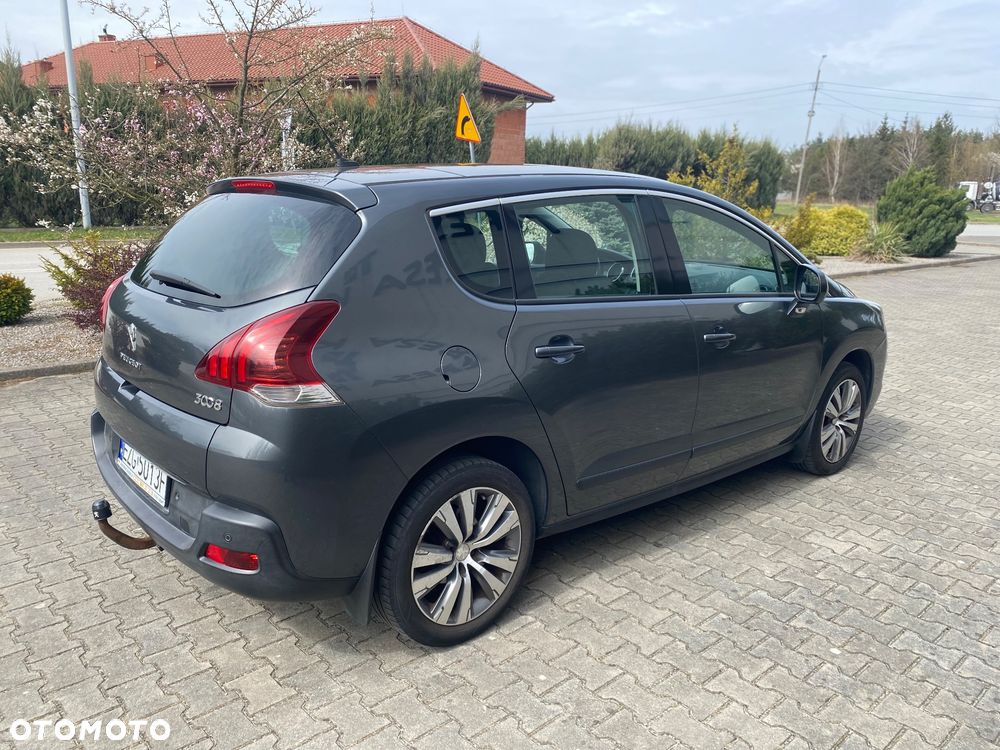Peugeot 3008 1.6 HDi Style - 16