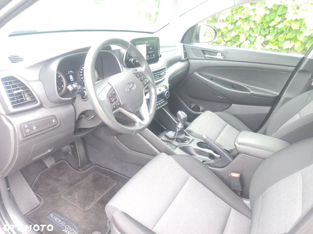 Hyundai Tucson blue 1.6 GDi 2WD Navi - 9
