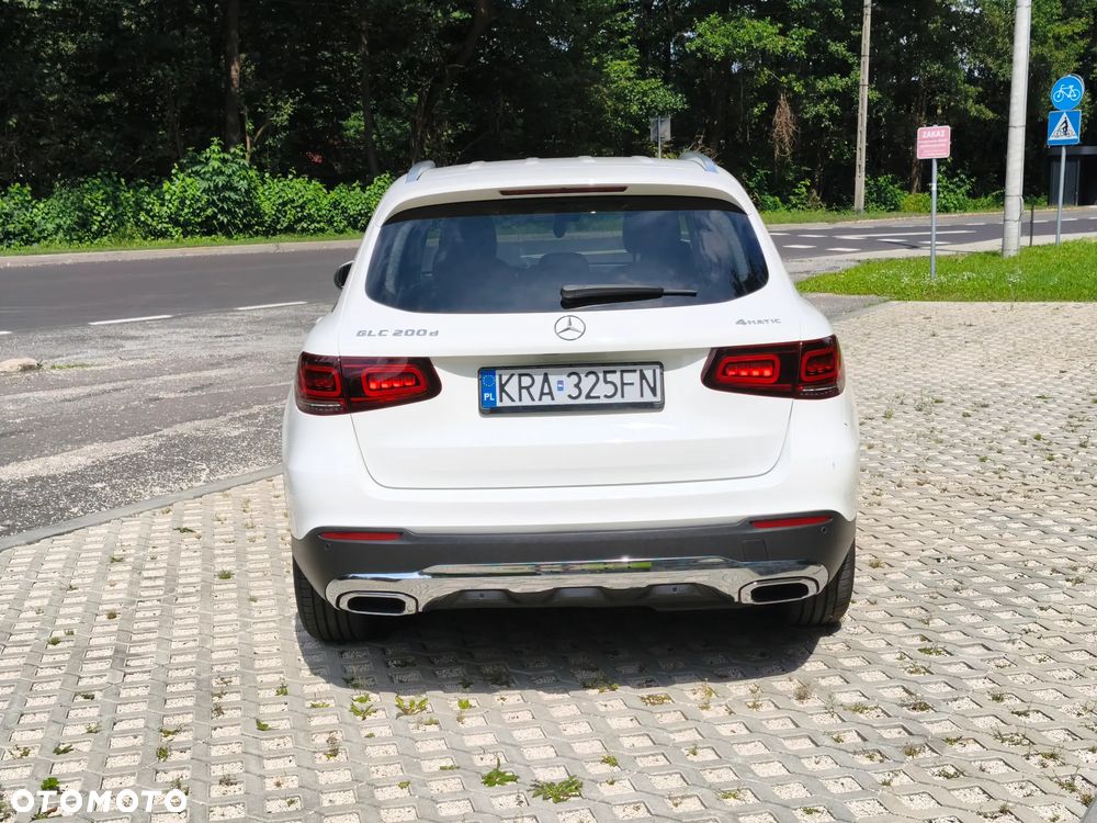 Mercedes-Benz GLC 200 d 4Matic 9G-TRONIC - 9