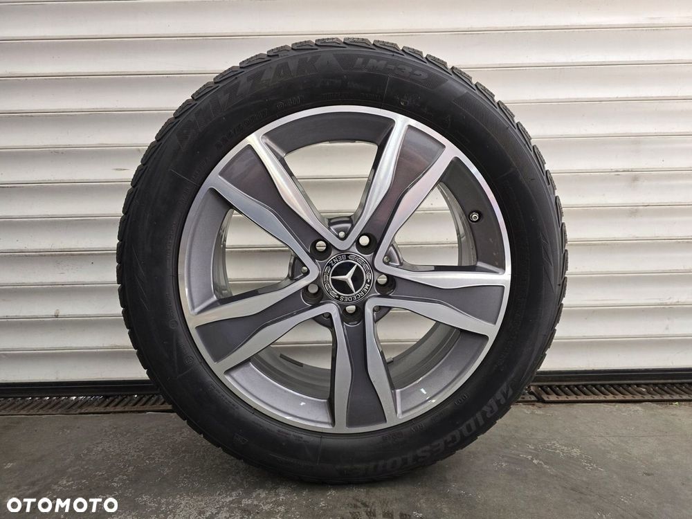 KOŁA ZIMOWE OE MERCEDES A205 7x17 5x112 ET 48,5 225/50R17 94H BRIDGESTONE - 2
