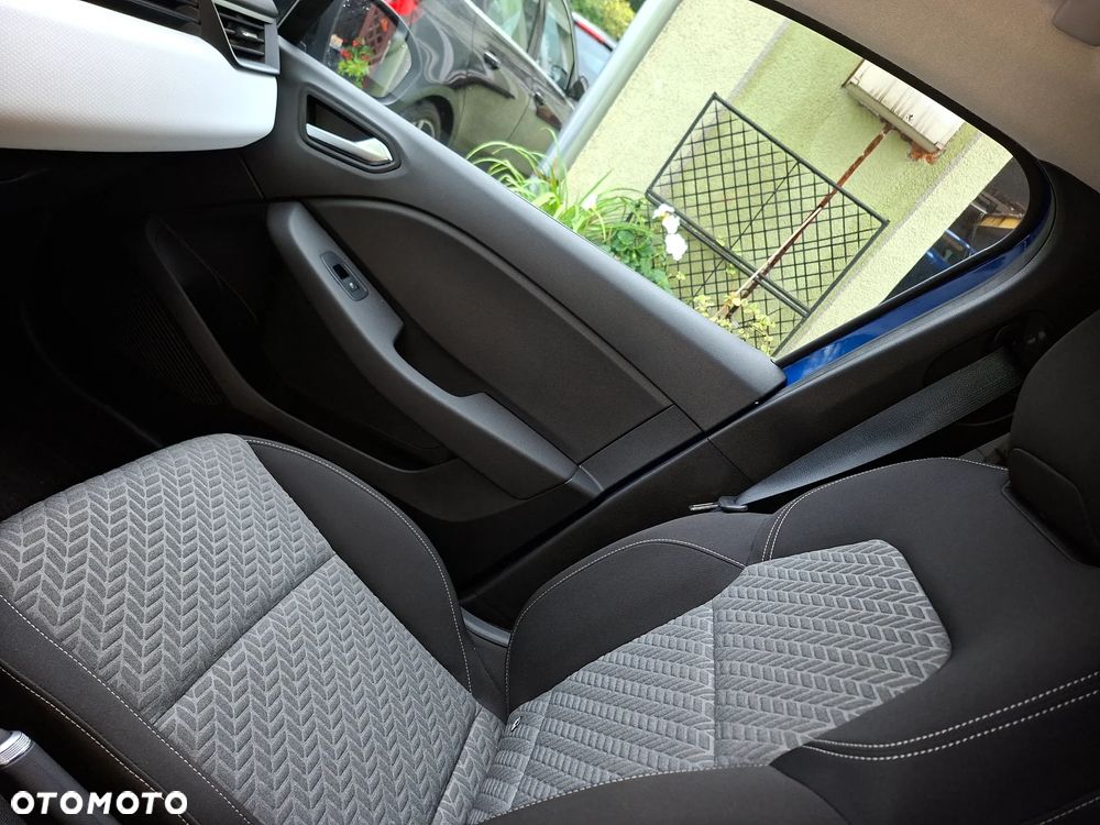 Renault Clio 1.6 E-TECH Techno - 23