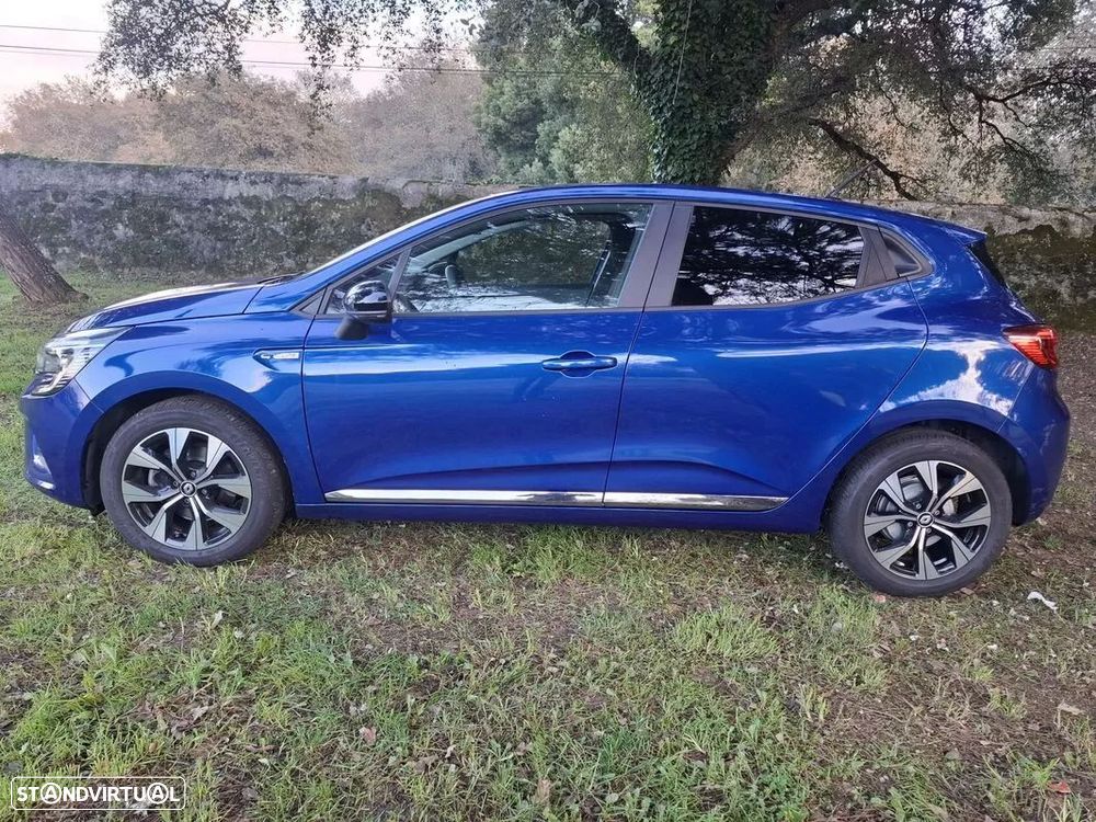 Renault Clio 1.5 Blue dCi Techno — fotografia 8