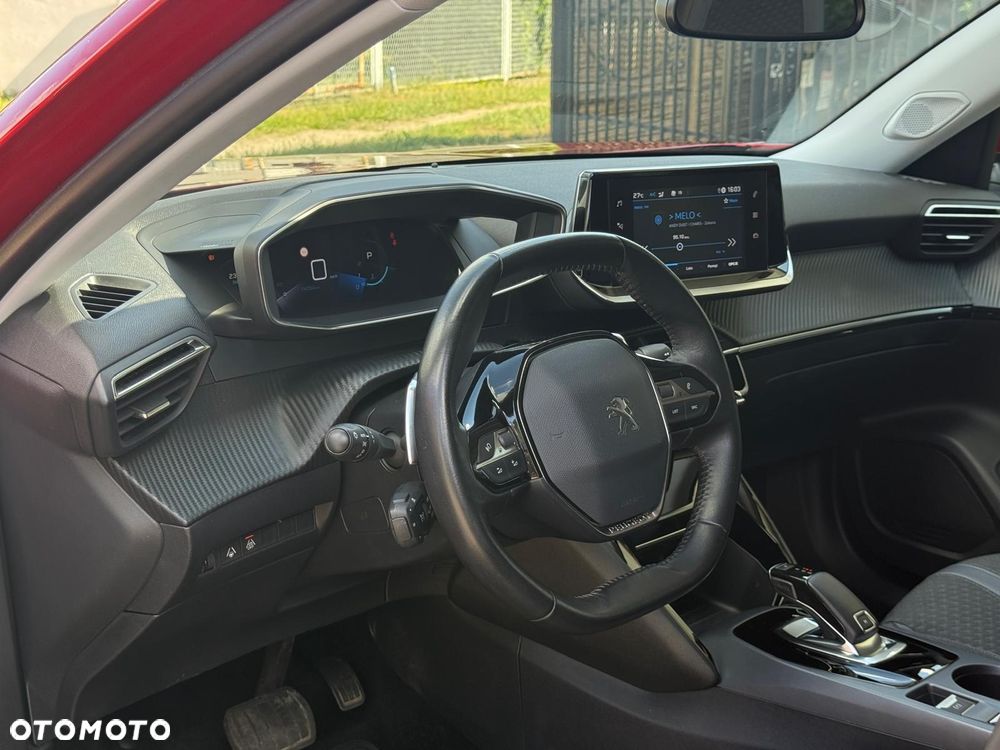 Peugeot 2008 1.2 PureTech Allure Pack S&S EAT8 - 10