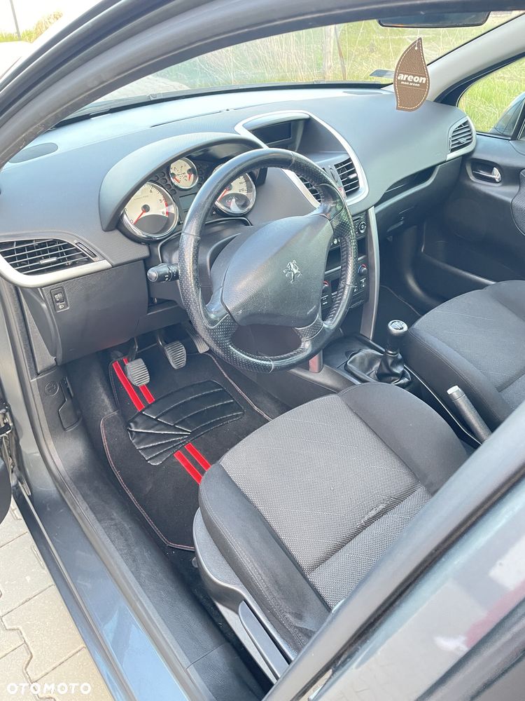 Peugeot 207 - 5