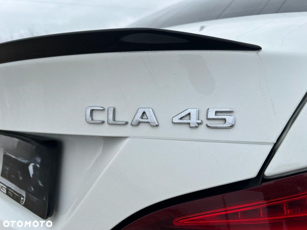 Mercedes-Benz CLA - 22