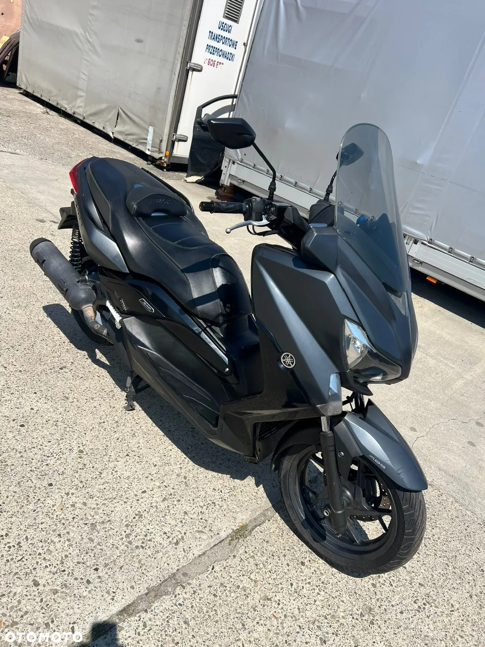 Yamaha X-max - 12