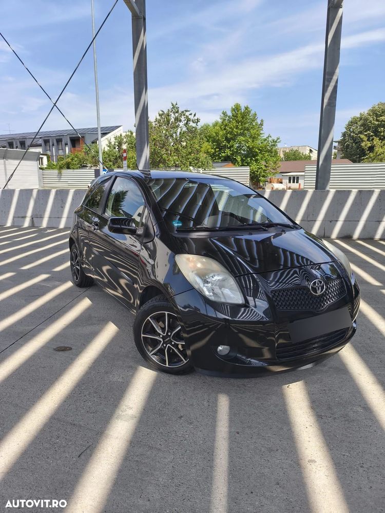 Toyota Yaris 1.3 Aut Sol - 3