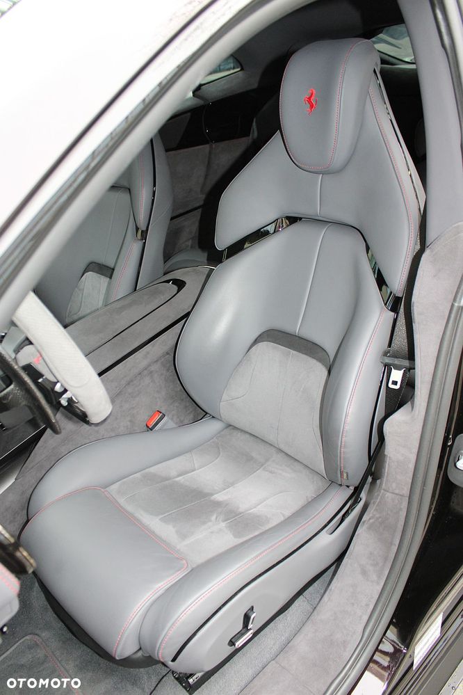 Ferrari Purosangue - 12
