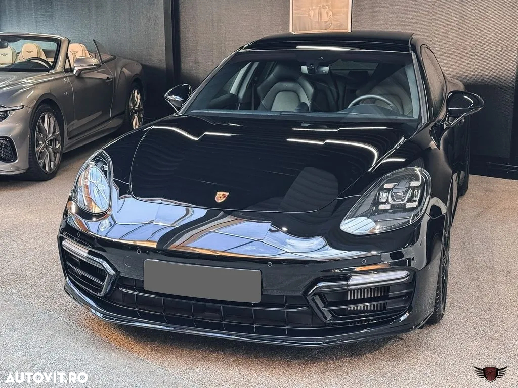 Porsche Panamera 4 E-Hybrid - 10
