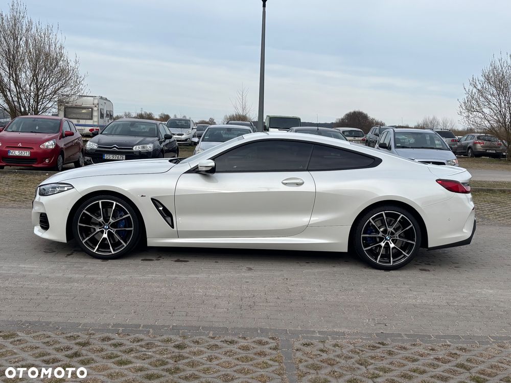 BMW Seria 8 840i - 5