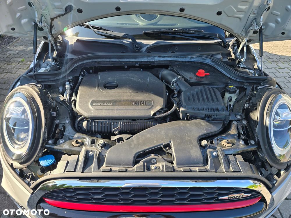 MINI John Cooper Works Essential Trim - 27