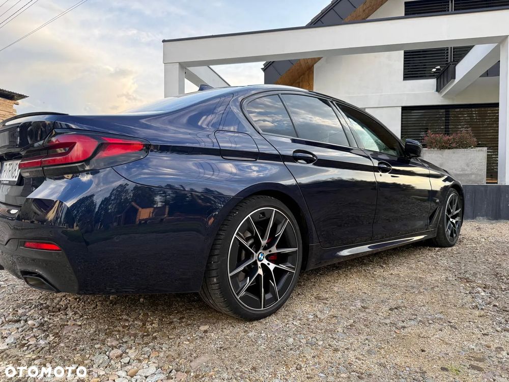 BMW Seria 5 530i xDrive M Sport sport - 12