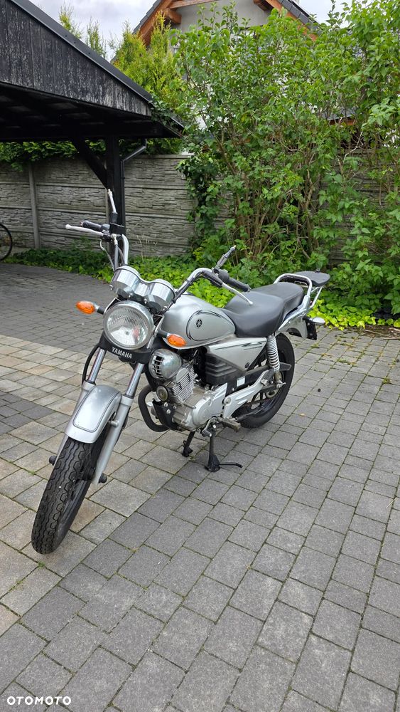 Yamaha YB - 1