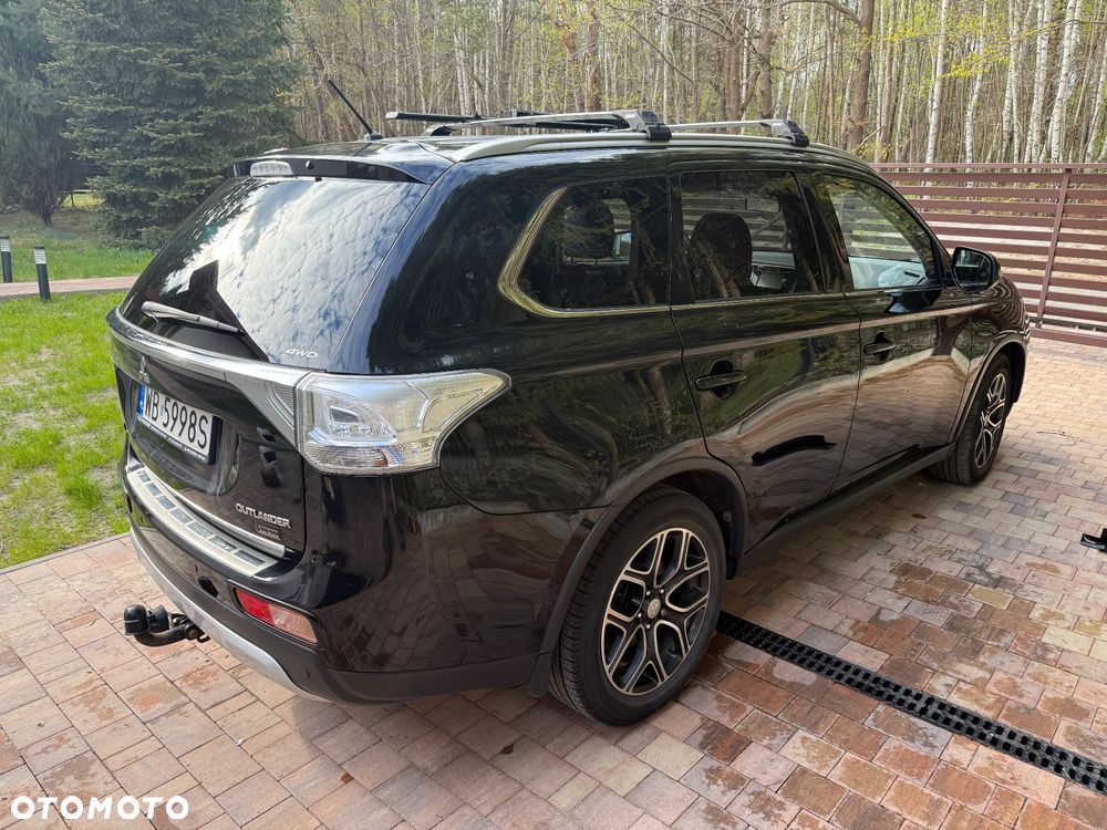 Mitsubishi Outlander 2.0 Intense 4WD CVT - 14