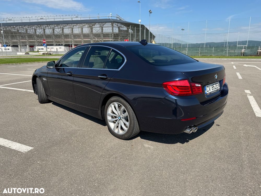 BMW Seria 5 525d xDrive AT - 19